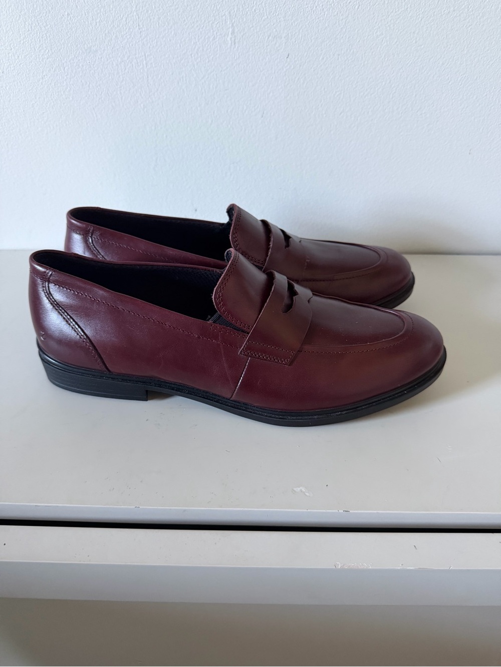 Ecco Women's Burgundy Penny Loafers - Picture 3 of 11